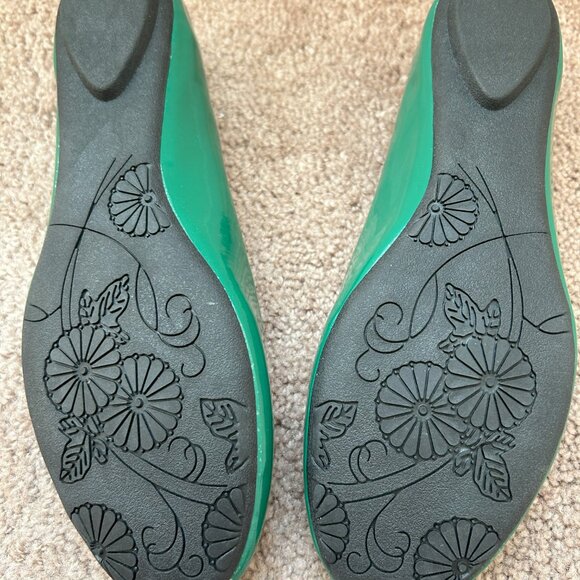 Steve Madden Flats - Picture 3 of 4